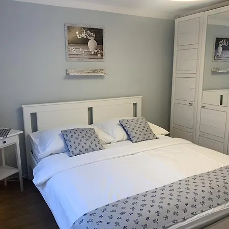 Dum Na Jihu Apartmanhotel Valtice