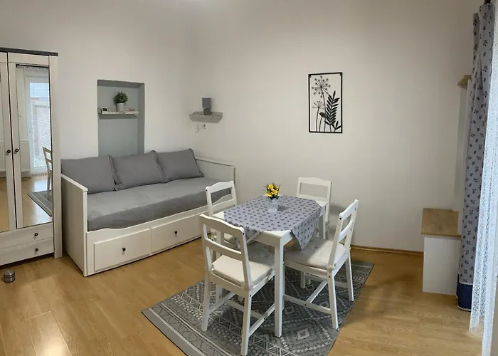 Dum Na Jihu Aparthotel Valtice