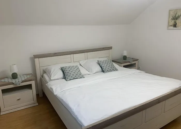 Aparthotel Dum Na Jihu 3*